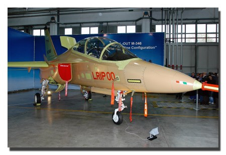 Alenia Aermacchi has rolled out the first production M-346 